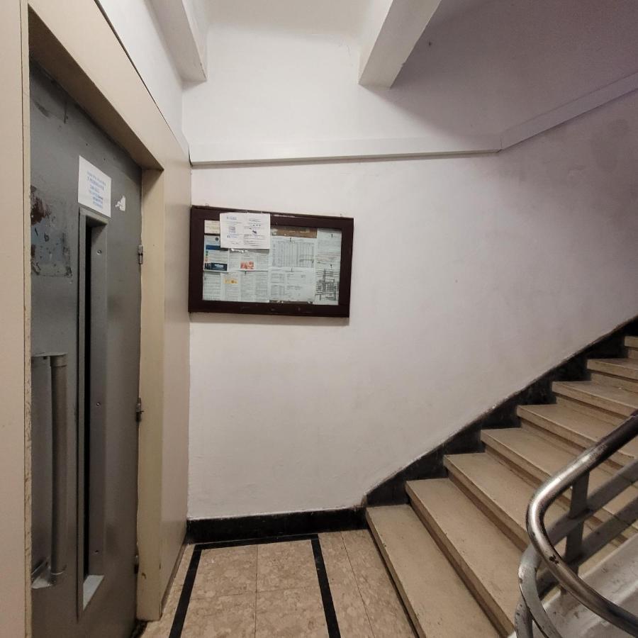 Anastasia Balcescu Apart 4 Self Check In Code From 2Pm Kitchen And Bedroom Bucarest Exterior foto