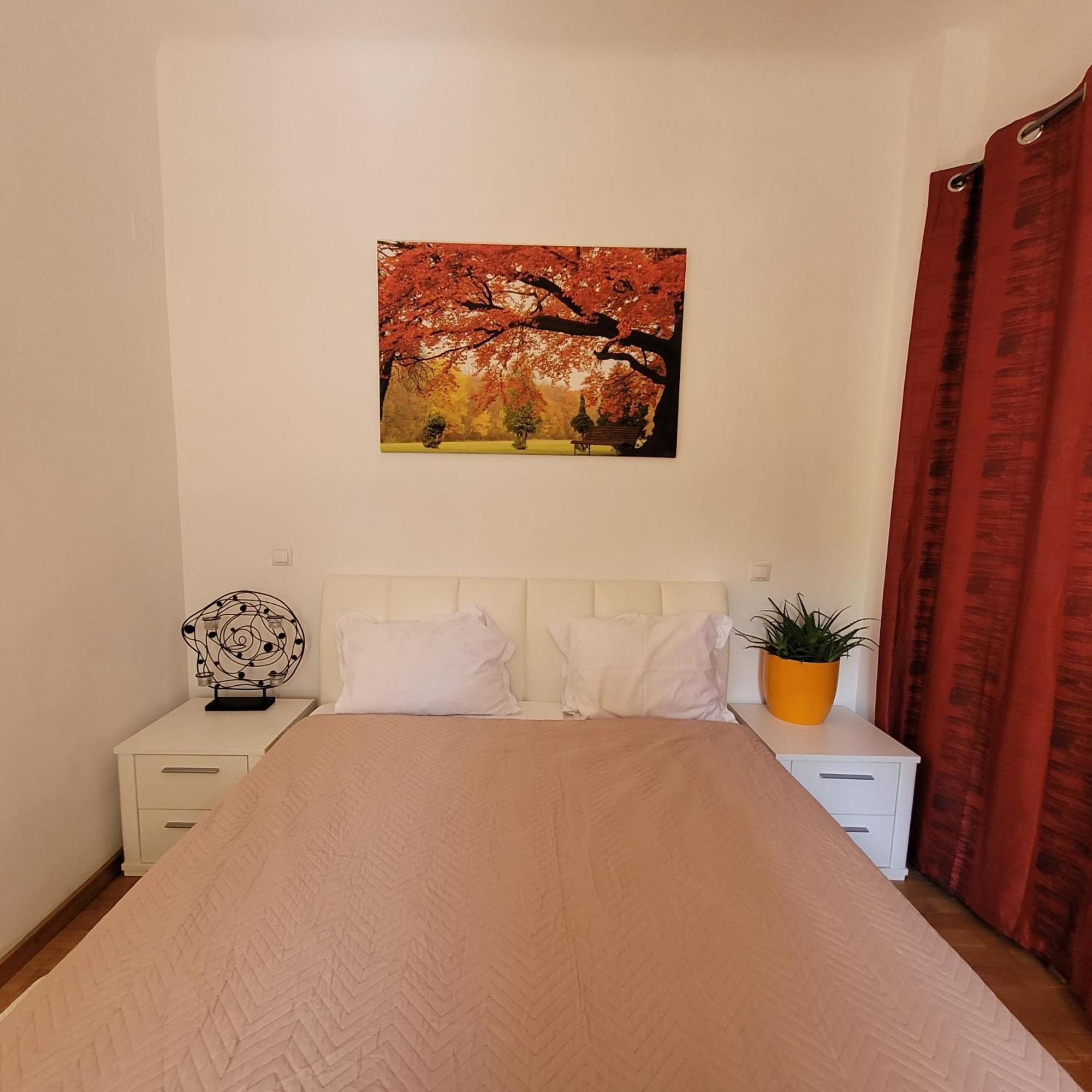 Anastasia Balcescu Apart 4 Self Check In Code From 2Pm Kitchen And Bedroom Bucarest Exterior foto