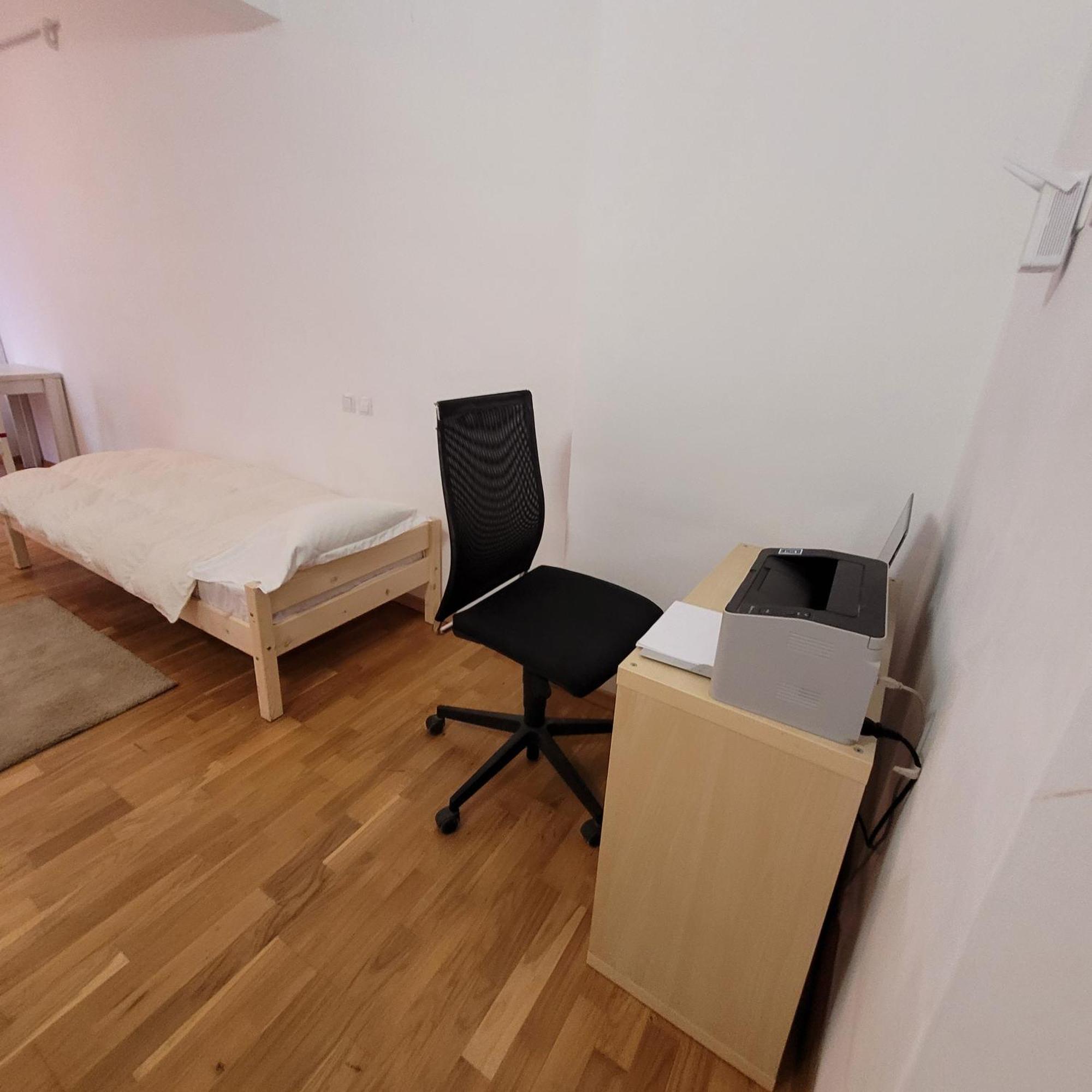 Anastasia Balcescu Apart 4 Self Check In Code From 2Pm Kitchen And Bedroom Bucarest Exterior foto